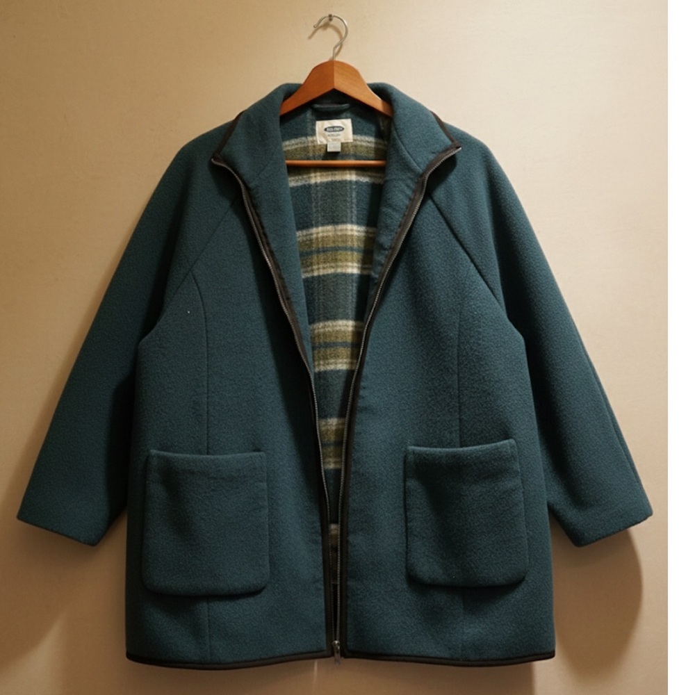 Old Navy Women’s causal  Coat with Striped Lining